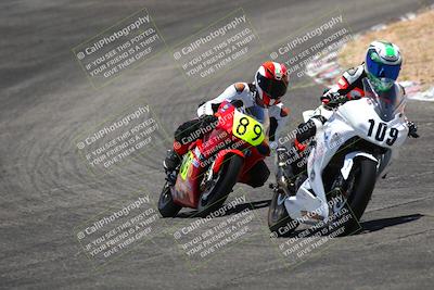 media/Jun-05-2022-WERA (Sun) [[64b01df28d]]/Race 4 and 6 LW twins superstocclumbman E superstock F superstock/